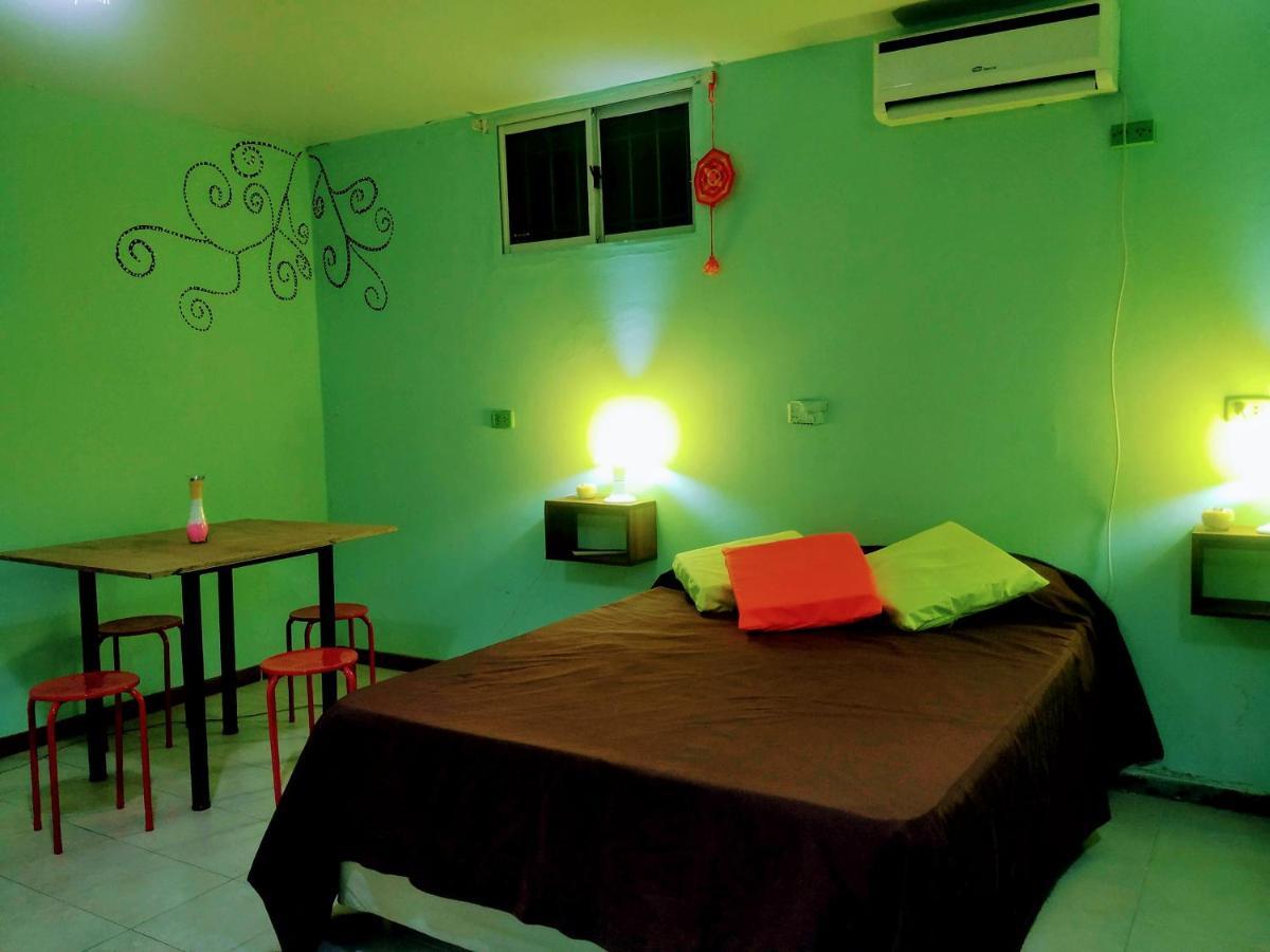 Complejo Aloha Hotel ปูแอร์โตปีรามีเดส ภายนอก รูปภาพ